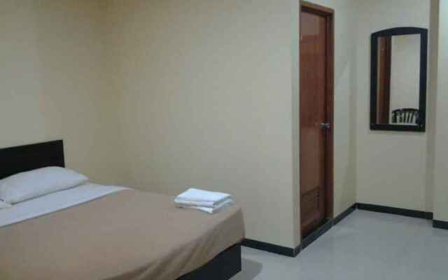 Pagoda Hotel