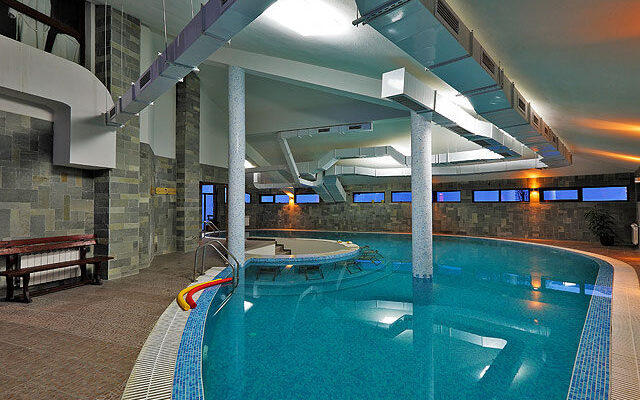 Apartment in Belmont Complex