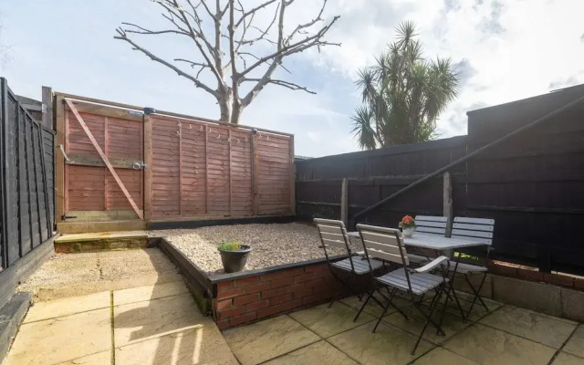 Host Stay Caversham Westfield House