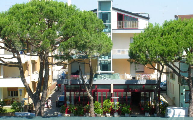 Hotel Villa Dina