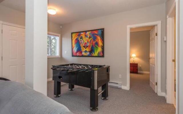 Sunset Peak - 3 Bed / 4 Bath Home