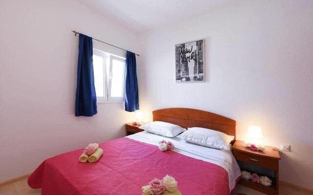 Apartments Sea Star Ivana