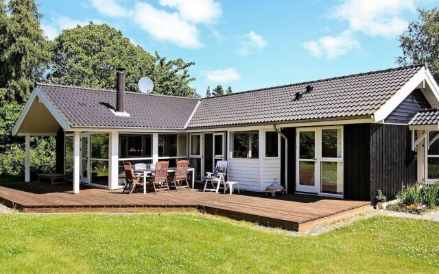 7 Person Holiday Home in Vejby-by Traum