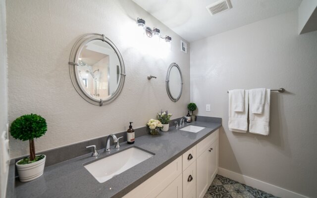 Acoma 4 Bedroom Home