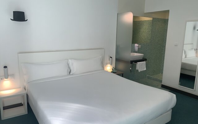 Casual Ilbira Granada Hotel