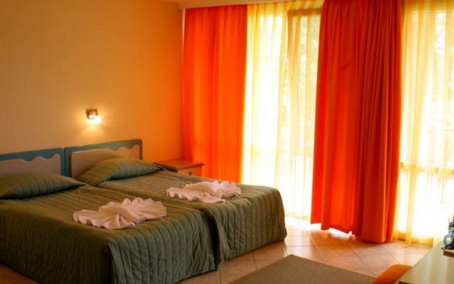 Hotel Iskar & Aquapark - Premium All Inclusive