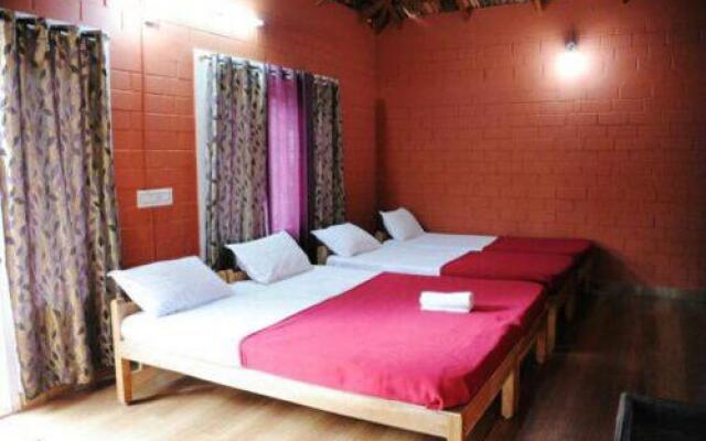 Chilipili Estate Stay