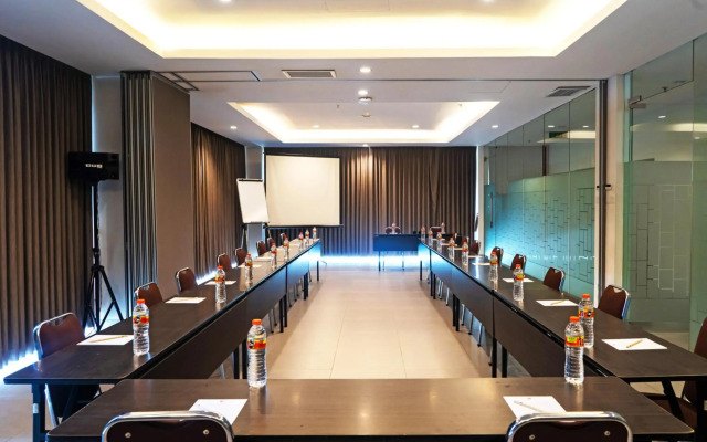LYNN Hotel Serang