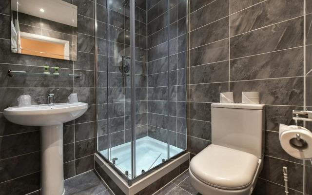 Courtyard by Marriott London Gatwick Airport