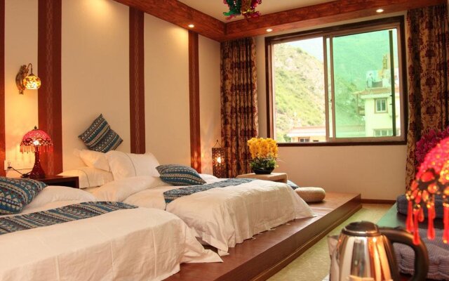 TOWO Shangpin Hotel Jiuzhaigou Branch