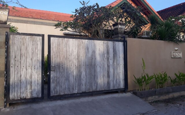 Balangan House 2 Bedrooms Balangan Beach