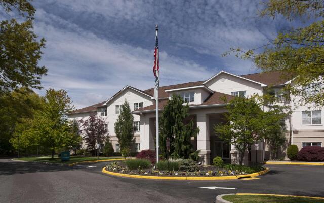 Homewood Suites by Hilton Newark-Cranford