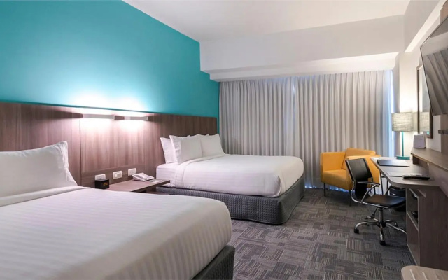 Holiday Inn Lima Airport by IHG