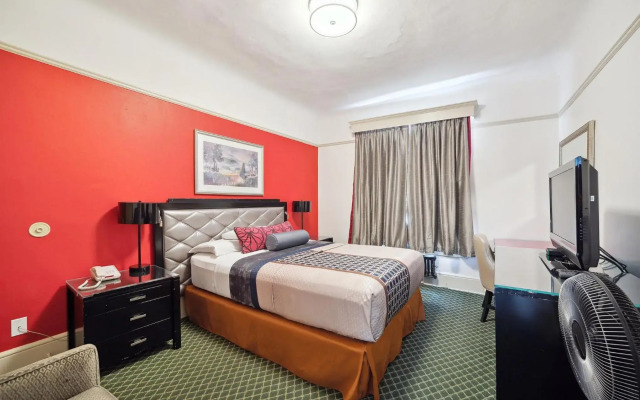 Union Square Plaza Hotel