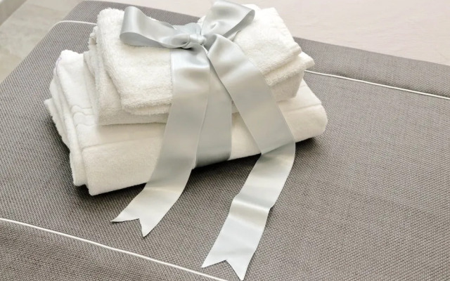 Roman Holiday Suites