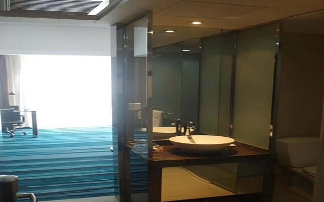 Jinjiang Metropolo Zhenjiang Railway Station Wanda Plaza