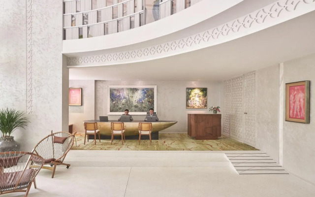 Silverland May Hotel