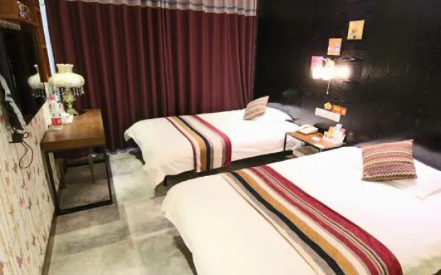 Aiju Hotel (Gaizhou Central Hospital)