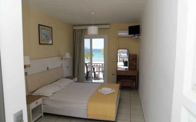 Seaside Beach Marmari Hotel