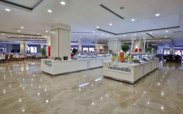 Calido Maris Hotel