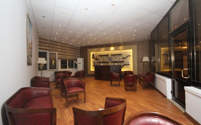 SIGNATURE GARDEN AVANOS Hotel & SPA