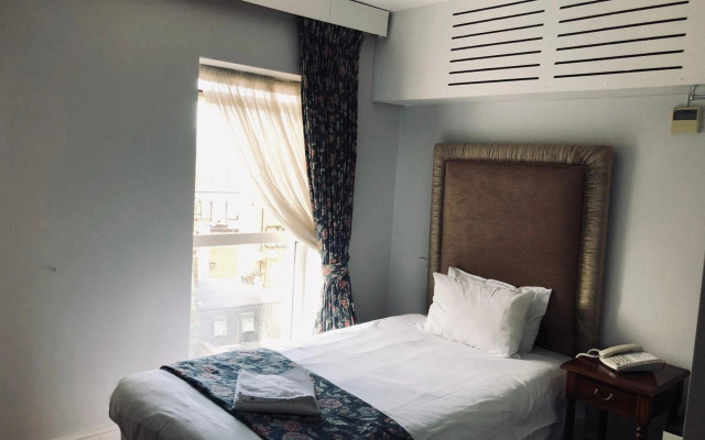My Place Hotel