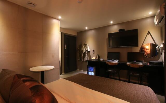 Wolgot Hotel Banwol