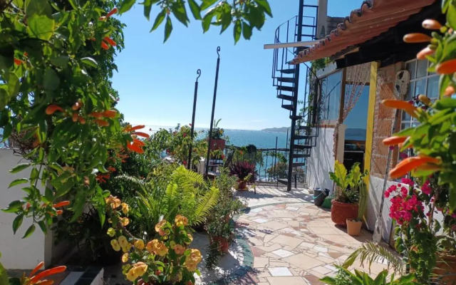 Casa Ana Ruth Hotel y Suites