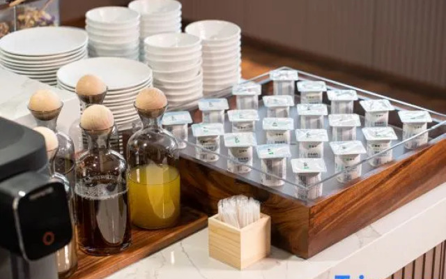 Tianjin Five Avenue Foreign Language University Atour Hotel