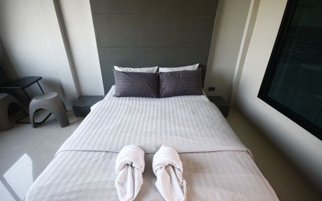 Koh Larn Villa Resort