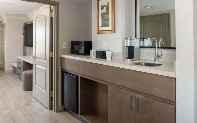 Embassy Suites by Hilton Sacramento Riverfront Promenade