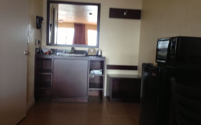 Budget Inn Anaheim Santa Ana