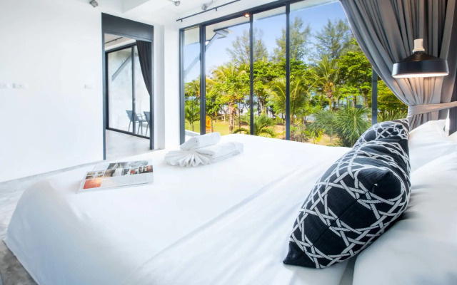 Kokotel Khao Lak Lighthouse
