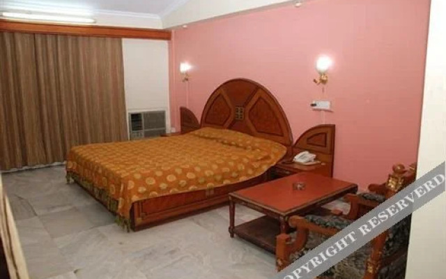 Shahee Resorts