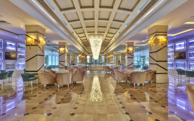 Crystal Waterworld Resort & Spa - All Inclusive