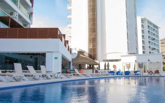 Ocean Front | Sea View