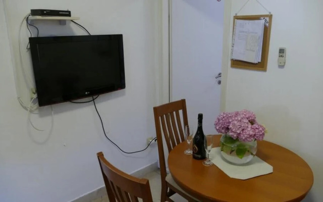 Apartment Wild Orange