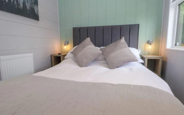 Sutton Fields Chalet