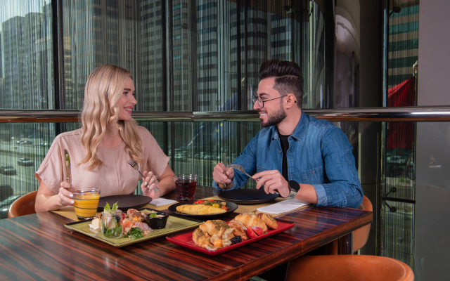 Centro Al Manhal by Rotana