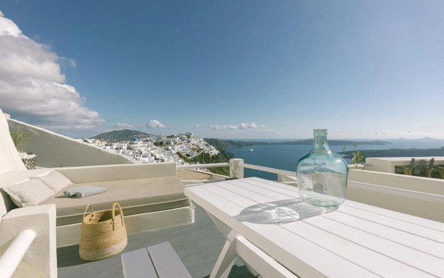 Blue Dolphins Apartments & Suites