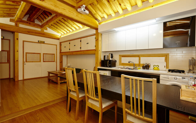 Hanok 24 guesthouse Gyeongbokgung