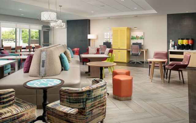 Home2 Suites by Hilton Clovis Fresno Airport