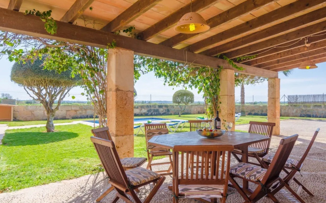 Es Palmer in Campos With 4 Bedrooms and 3 Bathrooms