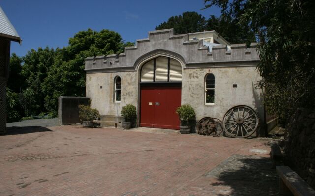 Larnach Lodge