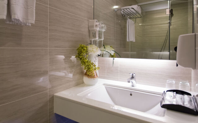 Leesing Hotel-Qixian