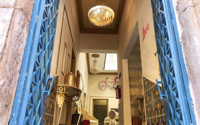 Petit Hostel