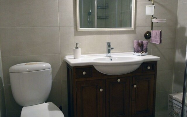 Angela's Luxury Apartments
