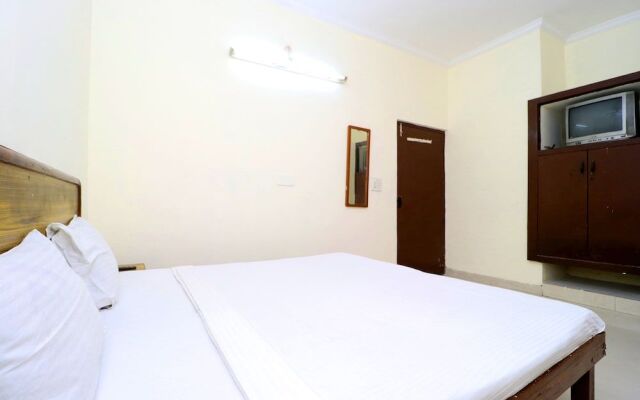 Spot On 38670 Hotel Diamond