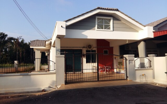 Samsiah Guest House Taman Yayasan