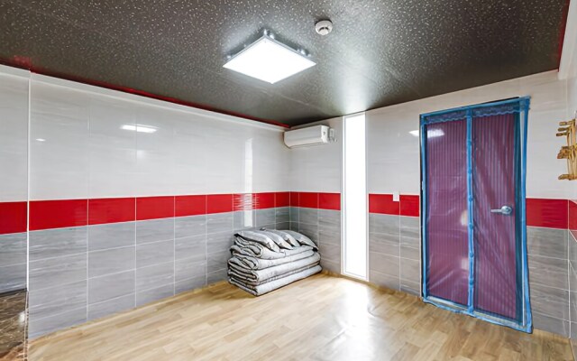 Gangchon Su & Sol Pension